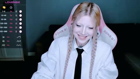 succubus_leslie online show from October 11, 11:51 pm