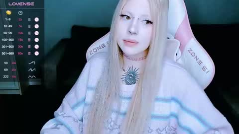 succubus_leslie online show from December 14, 1:44 am