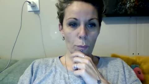 sucrette5629 online show from January 26, 10:34 am