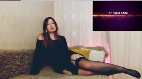 Instagram faroffland online show from March 7, 4:44 pm