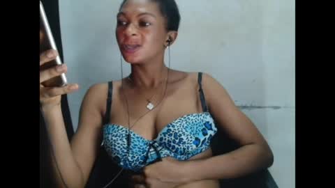 sugarxpussy online show from April 25, 12:52 pm