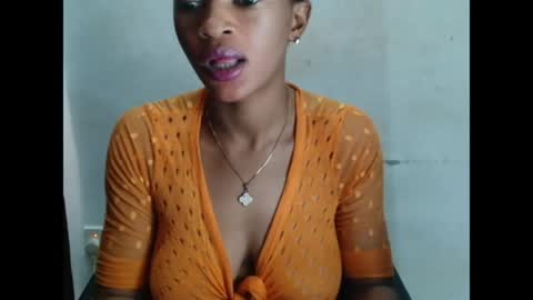 sugarxpussy online show from May 3, 8:07 am