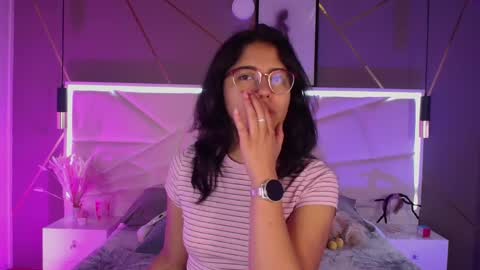 SUKI online show from April 4, 11:31 am