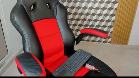 summer_______ online show from October 7, 7:07 pm