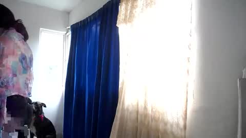 moon1 online show from April 9, 3:17 pm