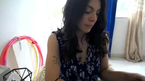 moon1 online show from April 16, 3:33 pm