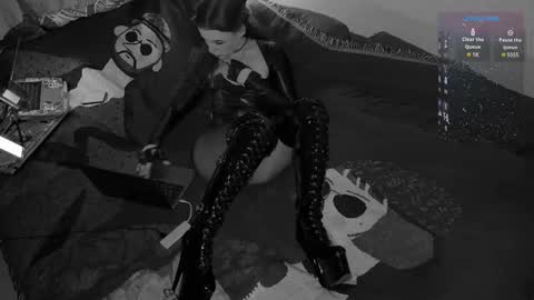 Miss Nelly online show from February 24, 1:33 am