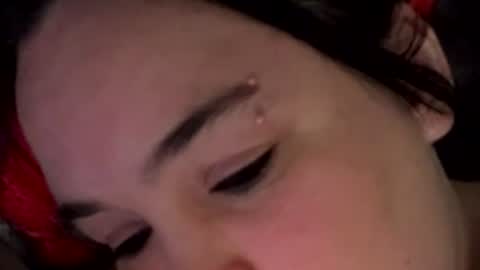 sunflower857277 online show from April 21, 6:26 pm