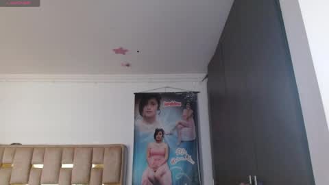 Jeraldine online show from April 1, 8:17 pm