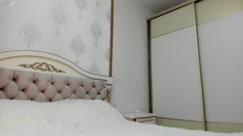 Vanessa online show from April 2, 5:16 am