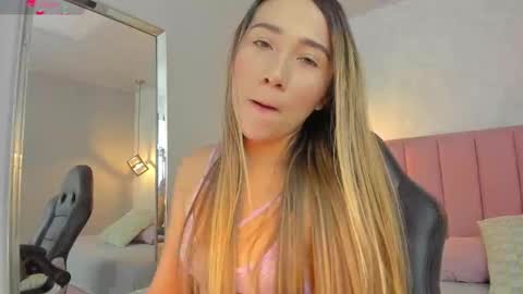  S U N N Y online show from March 5, 1:18 pm