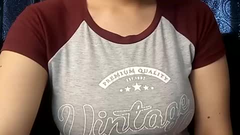 Annie online show from February 10, 10:09 pm