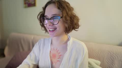 Hella online show from April 9, 1:19 am