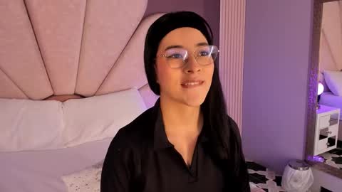 Susann online show from February 18, 11:42 am