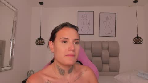 Susan online show from October 1, 8:47 pm