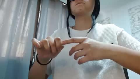 susana online show from February 17, 6:06 pm