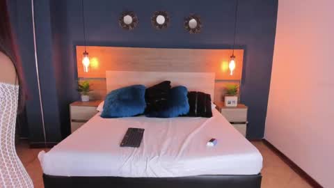 Susan online show from October 10, 6:57 pm