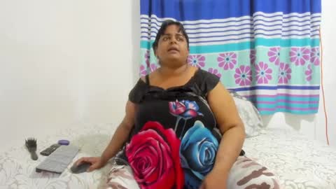 susanaeshwar online show from August 3, 1:09 am