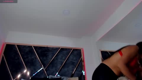 susanahenao online show from September 15, 5:53 pm