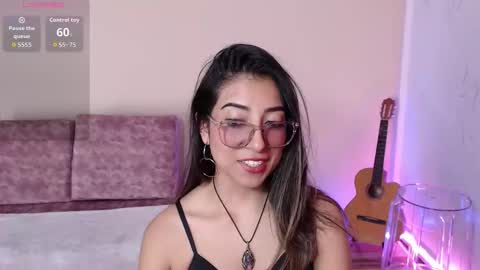 Susana hendrix    online show from February 9, 7:49 pm