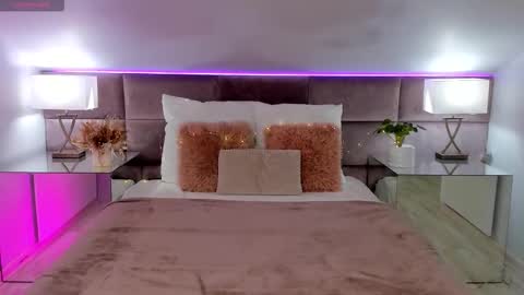 Susan online show from September 17, 12:14 pm