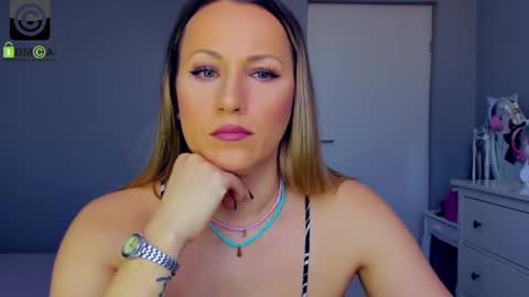 SusanJewel online show from March 6, 7:57 am