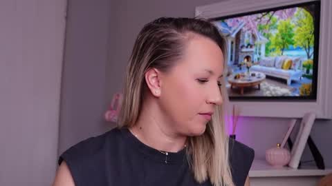 SusanJewel online show from April 22, 7:16 am