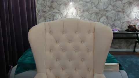 susannjohnson online show from April 1, 12:55 am