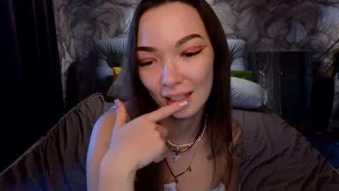 susannjohnson online show from October 17, 2:48 am