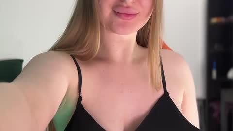 Anna online show from January 21, 9:15 pm