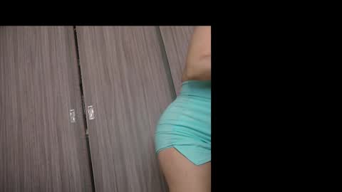 Andrea online show from November 9, 6:59 pm