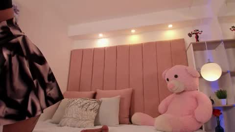 Sussy Lonndun online show from December 13, 7:53 pm