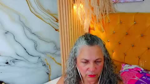 Sussy  online show from May 6, 2:59 am