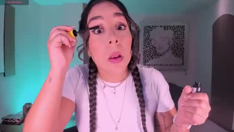 Sussy Bell online show from November 4, 7:30 pm