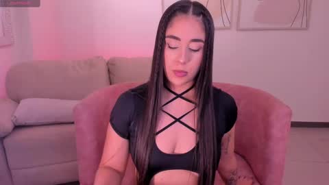 Sussy Bell online show from October 4, 8:46 pm