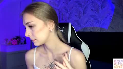 Jessica online show from November 16, 5:24 pm