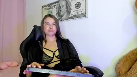suzan__cooper2 online show from June 13, 4:59 pm