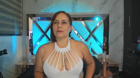 Suzy online show from April 21, 10:22 am