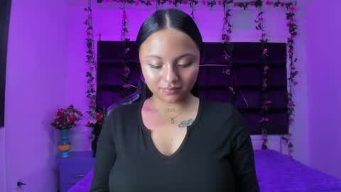 sweet ana  online show from March 29, 9:52 am