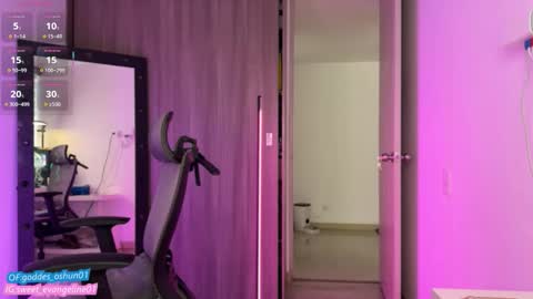 Evangeline online show from January 10, 6:34 pm