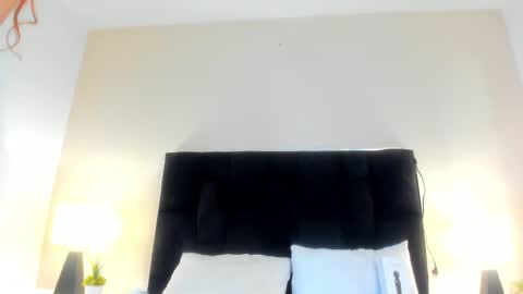 sweerbilly2 online show from February 13, 5:37 am