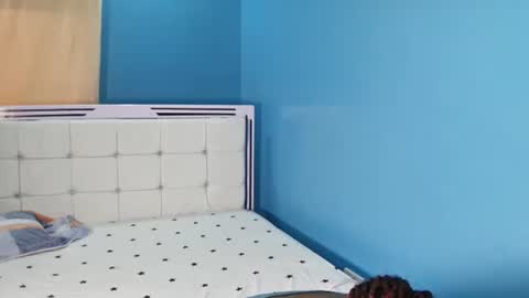 sweesherly online show from January 8, 7:34 am