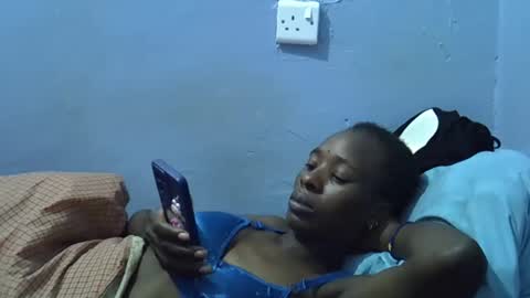 sweet_candie01 online show from April 9, 4:48 am