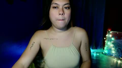 sweet_like_marry143 online show from March 11, 3:22 am