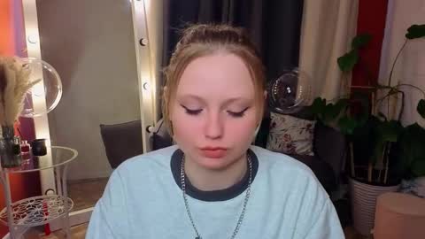 Mikki online show from February 25, 10:36 am