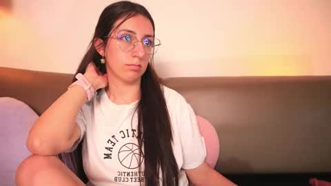 Sammy Lauren online show from February 17, 7:24 pm