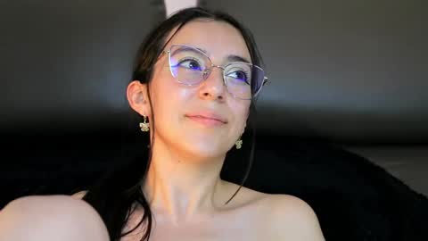 Sammy Lauren online show from April 10, 9:43 pm