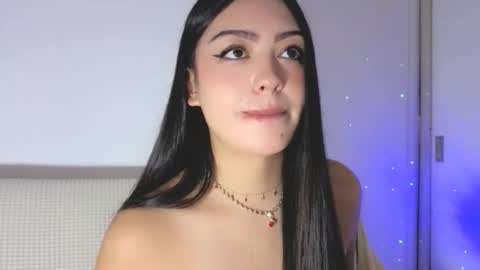 sweet_sophie_7 online show from March 13, 4:25 am