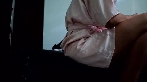 sweetblonde111 online show from July 16, 3:38 pm