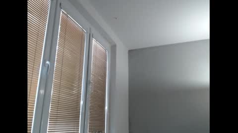 Sweetboobs85h online show from March 31, 9:42 am